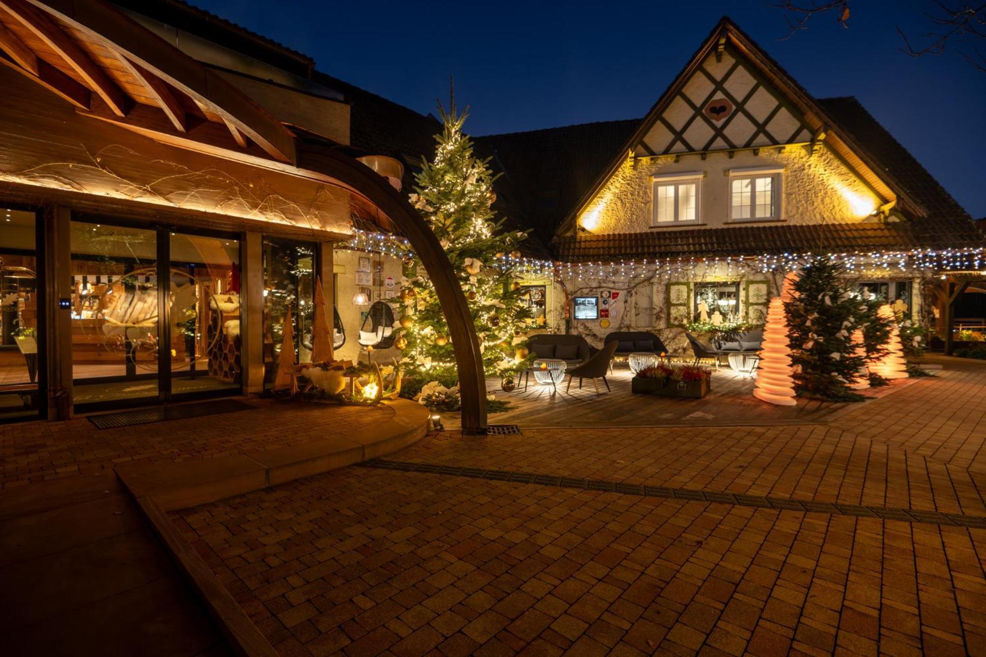 La Cheneaudiere - Hotel Spa - Relais & Chateaux - Restaurant Etoile Colroy-la-Roche Exterior foto